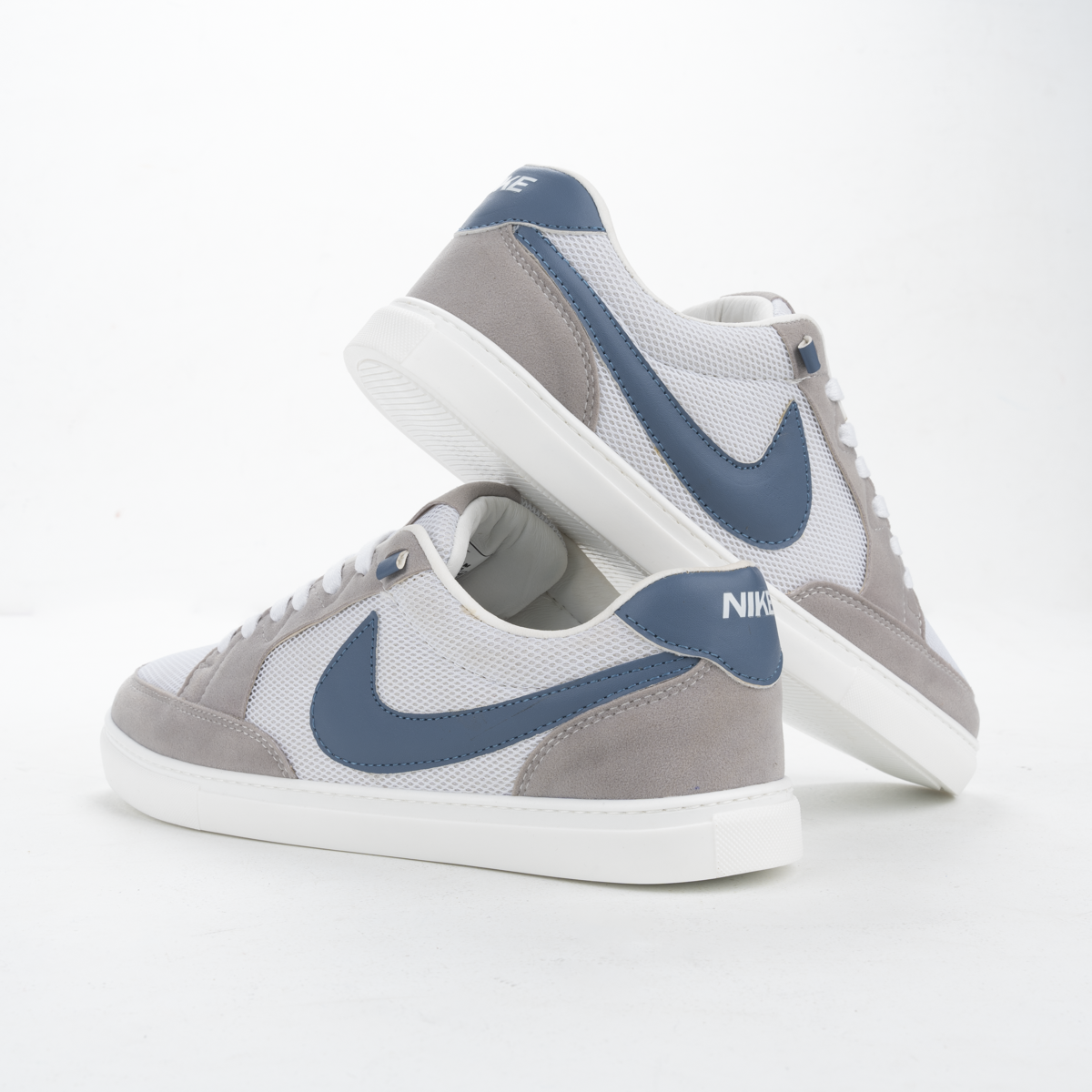 Nike Adversary SB White x Blue